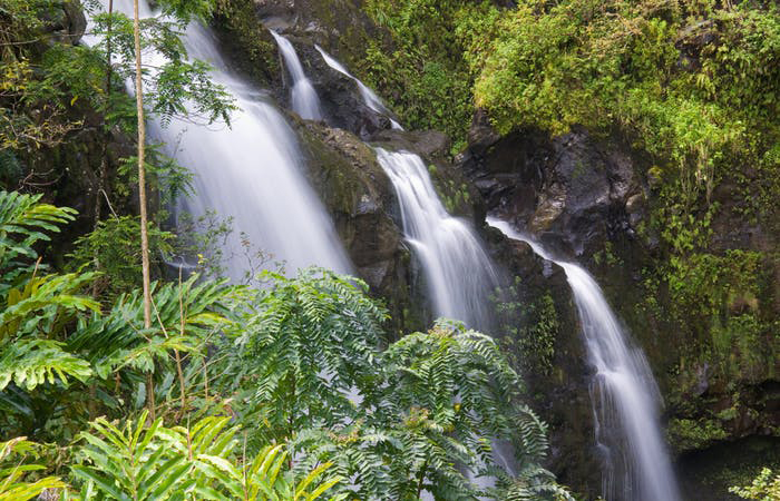 Hidden waterfalls to discover on this island tour